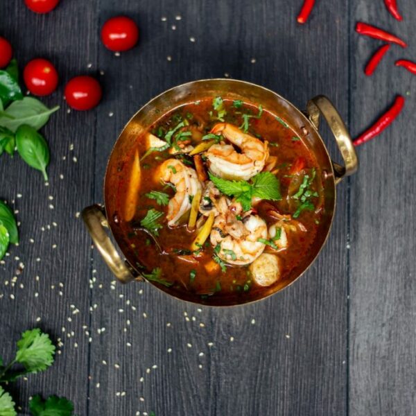 08. Tom Yum Kung / Scampi’s